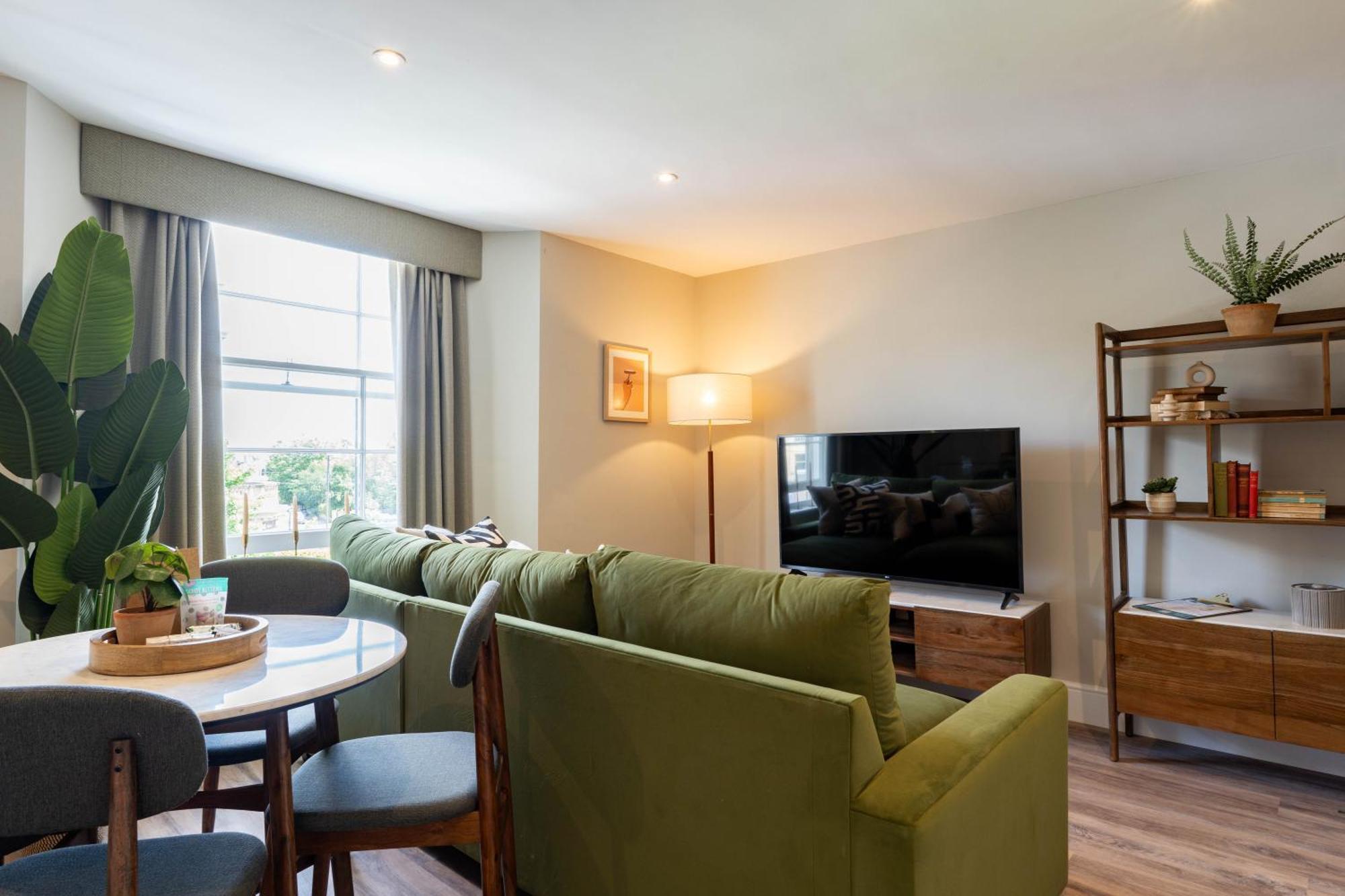 Wellington Place I Your Apartment Бристоль Экстерьер фото