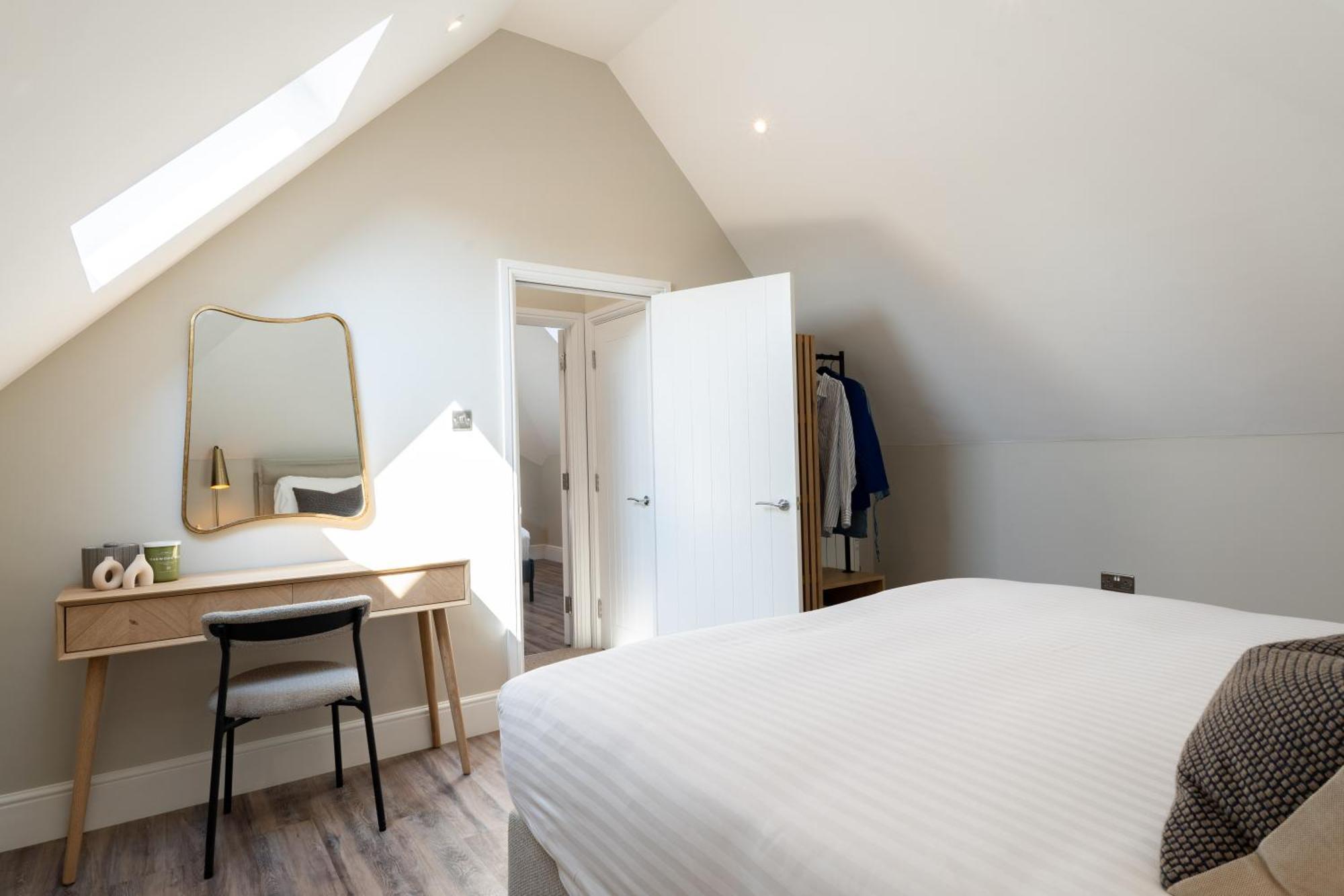Wellington Place I Your Apartment Бристоль Экстерьер фото